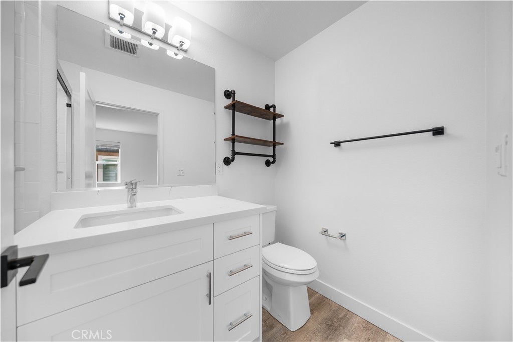 23238 Marigold Avenue