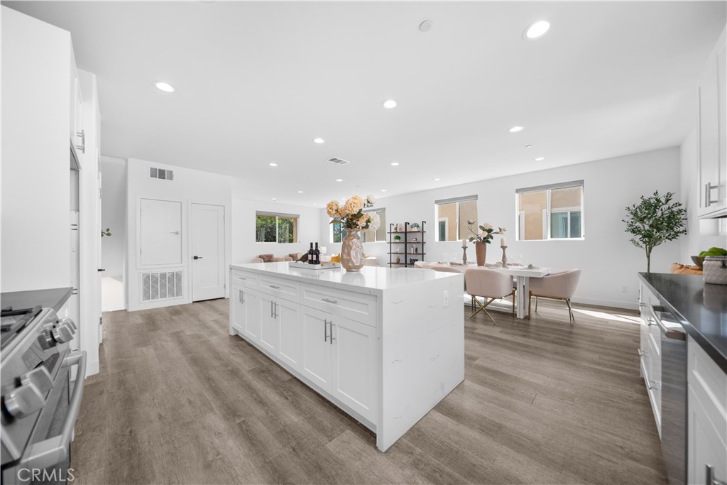 23238 Marigold Avenue