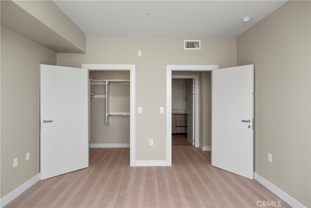 39 S Los Robles Avenue 3006