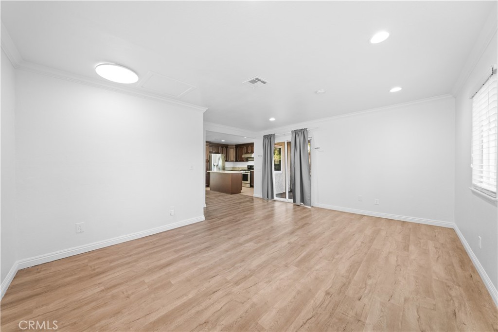 15410 Elm Lane