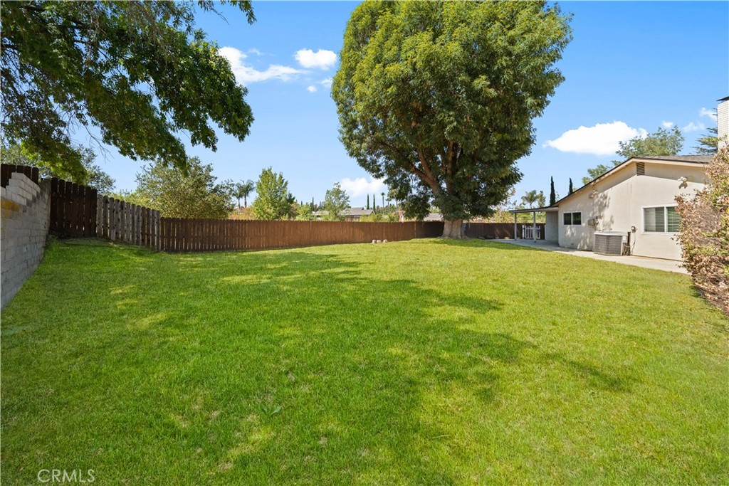 15410 Elm Lane