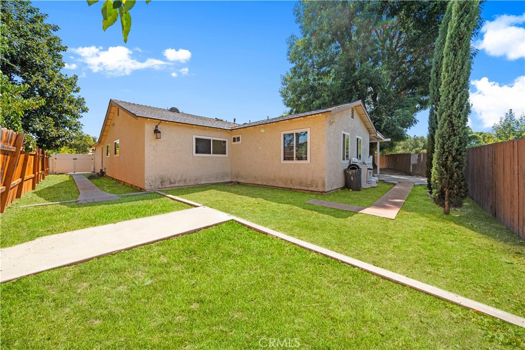 15410 Elm Lane