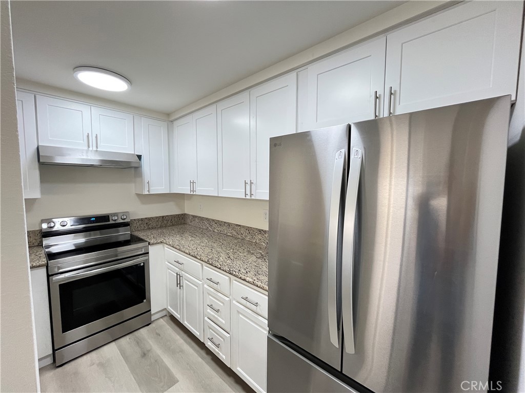435 S Virgil Avenue 209