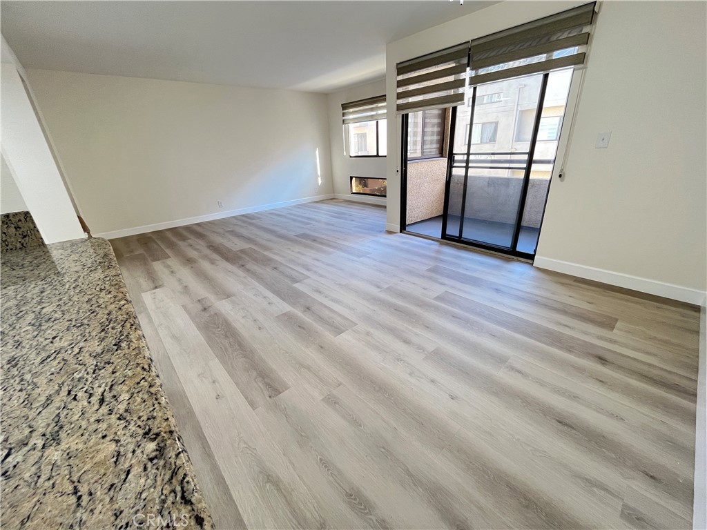 435 S Virgil Avenue 209