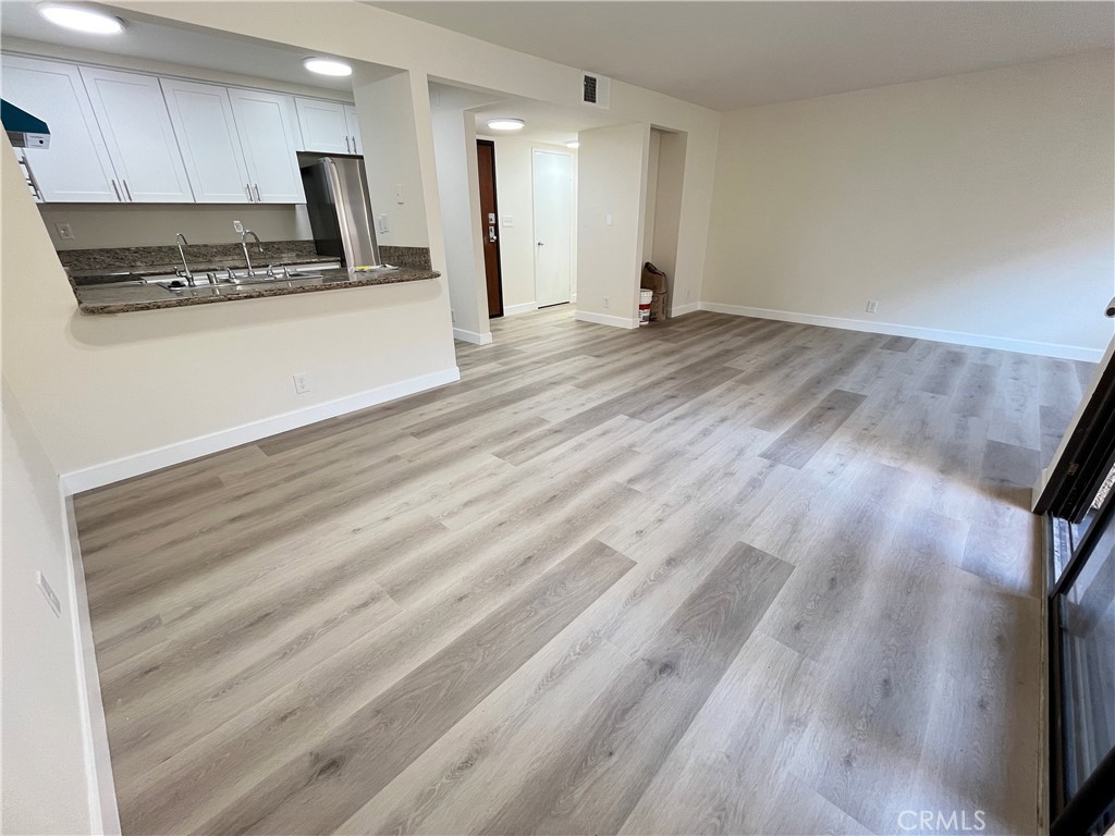 435 S Virgil Avenue 209