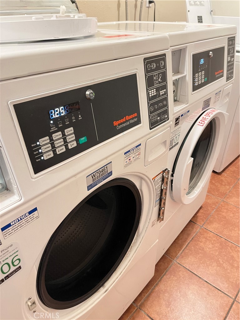 435 S Virgil Avenue 209