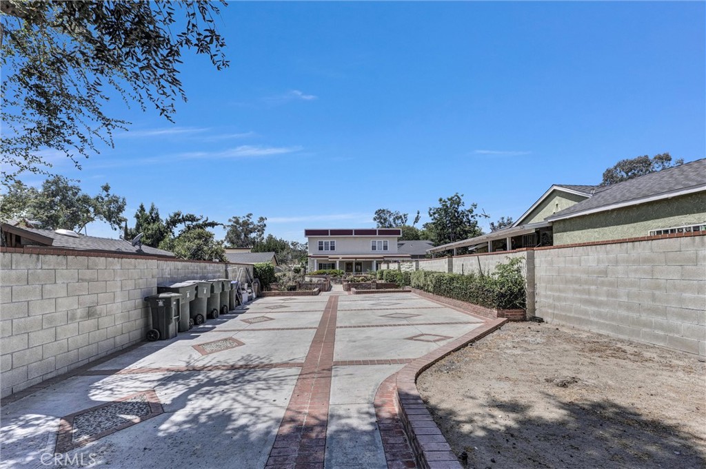 1325 Glen Ave