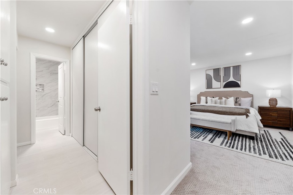 5674 Windsor Way 201