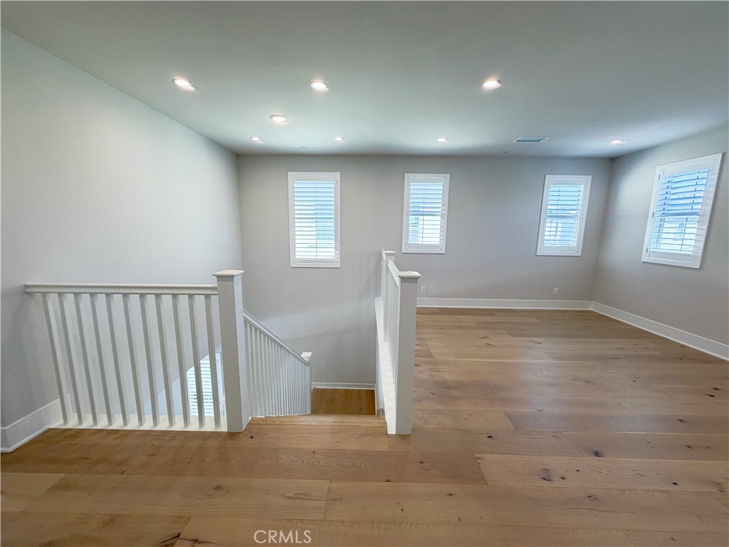 115 mossvine