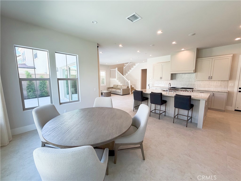 115 mossvine