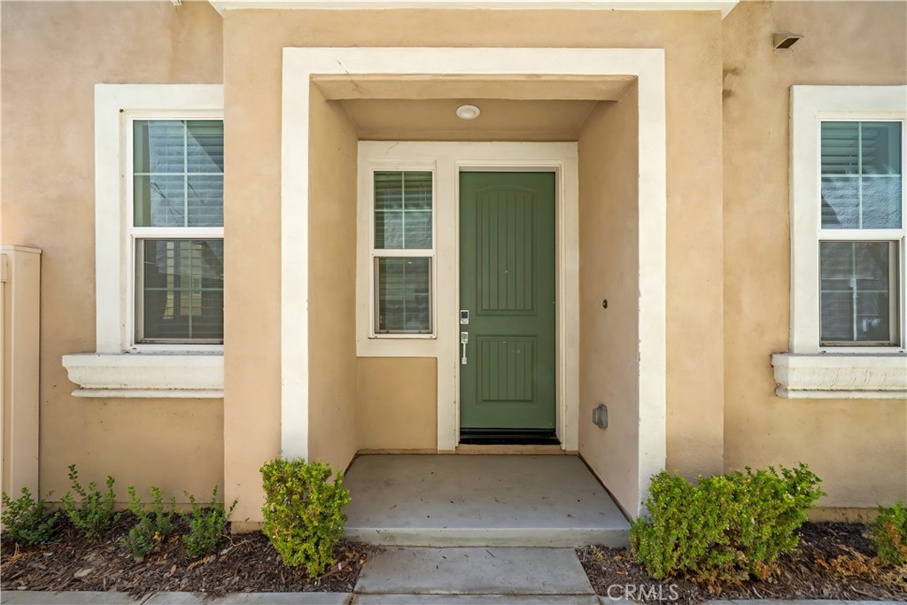 13846 Farmhoue