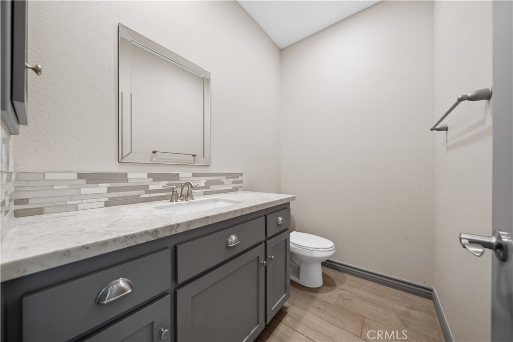 2987 Cayucos Dr