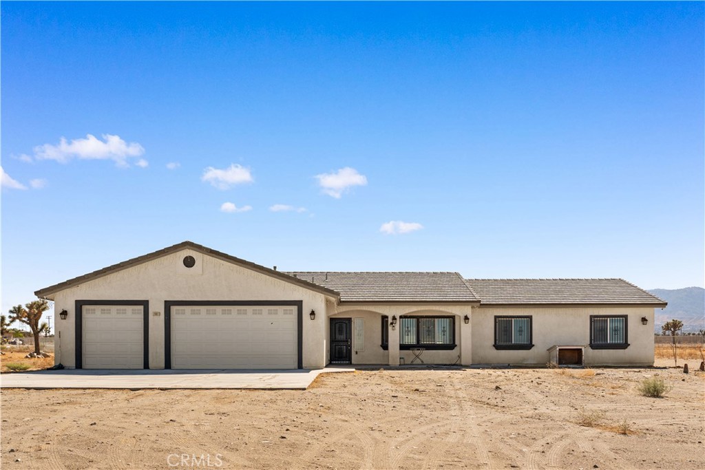2987 Cayucos Dr