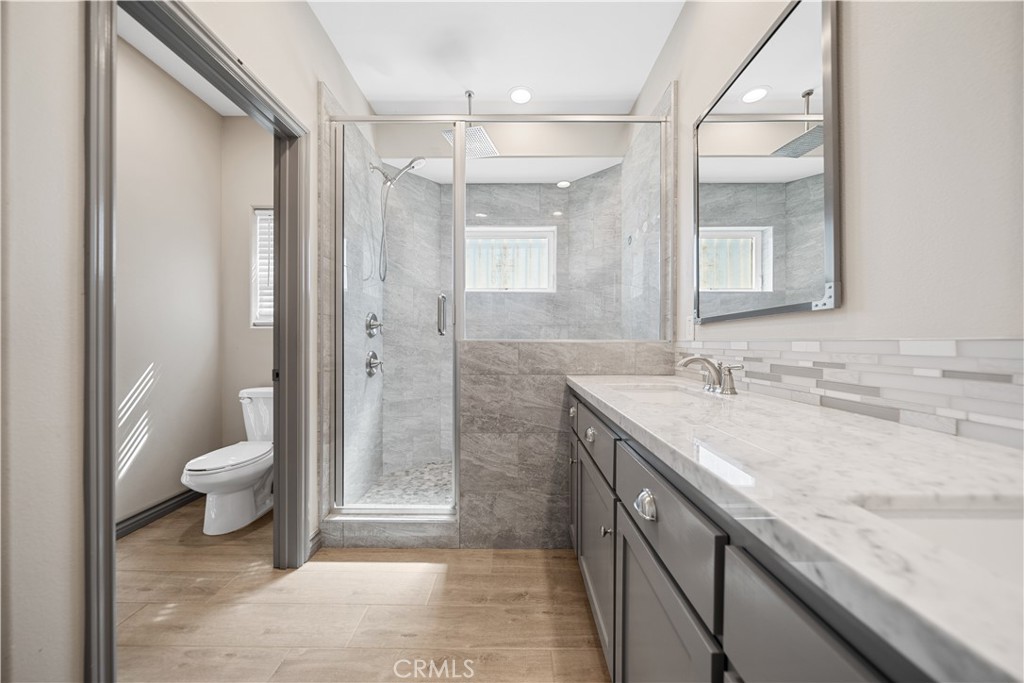 2987 Cayucos Dr