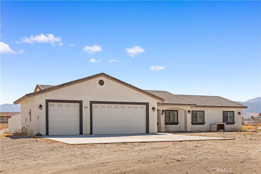 2987 Cayucos Dr