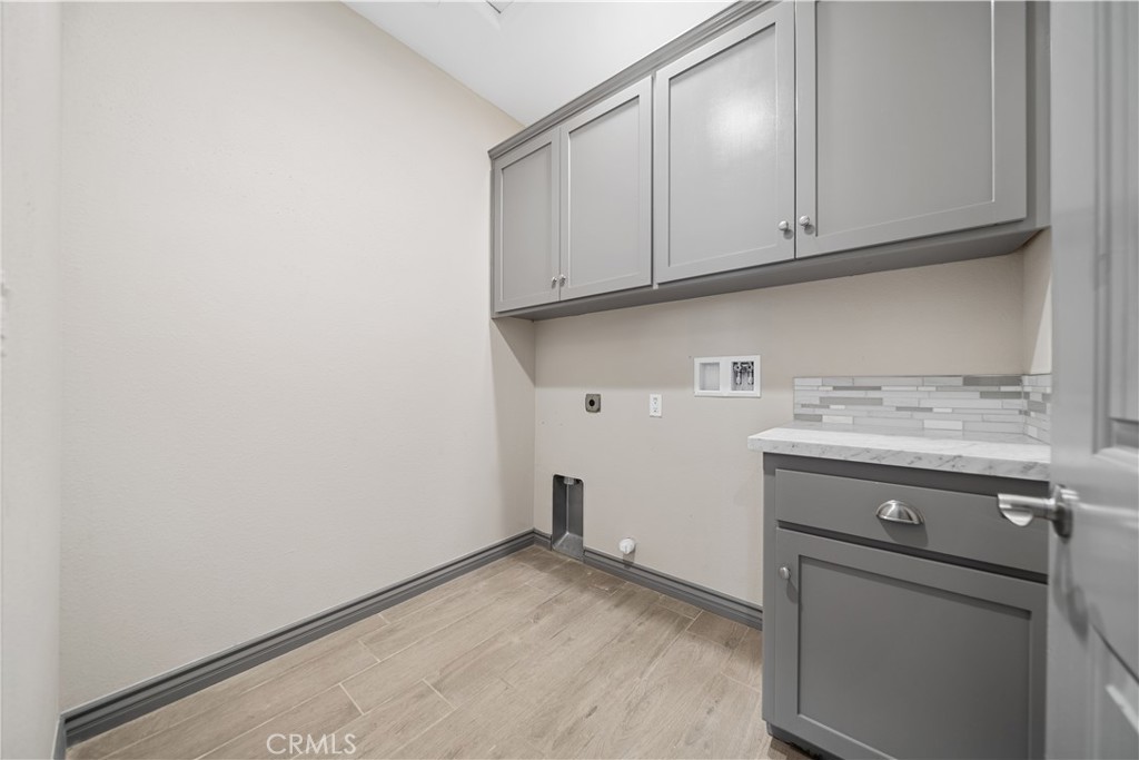 2987 Cayucos Dr