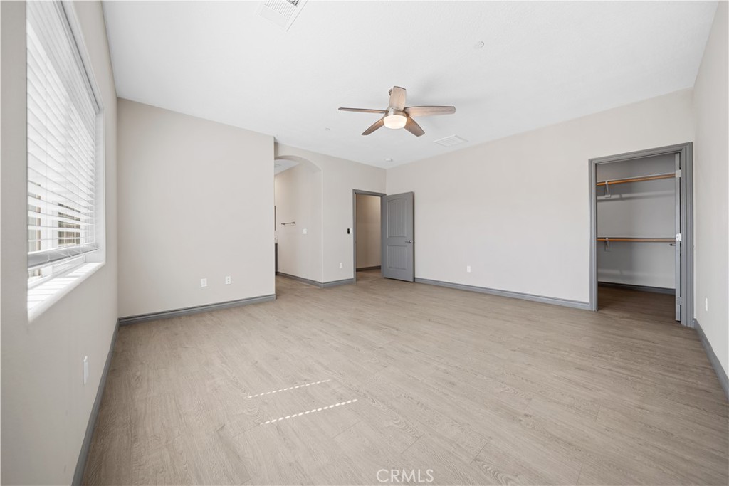 2987 Cayucos Dr