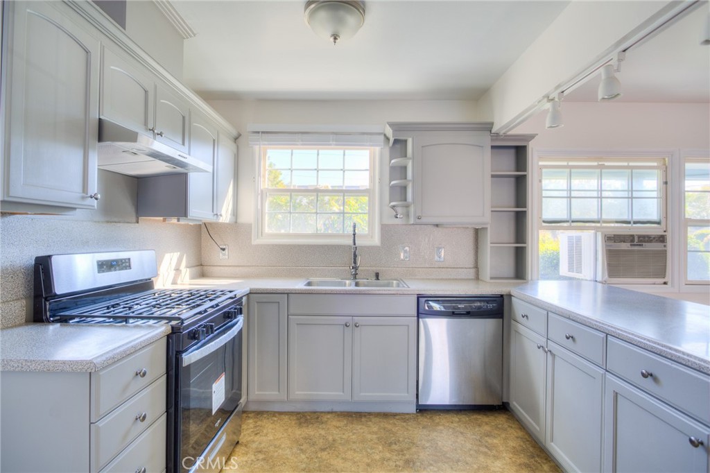 2029 W 162nd