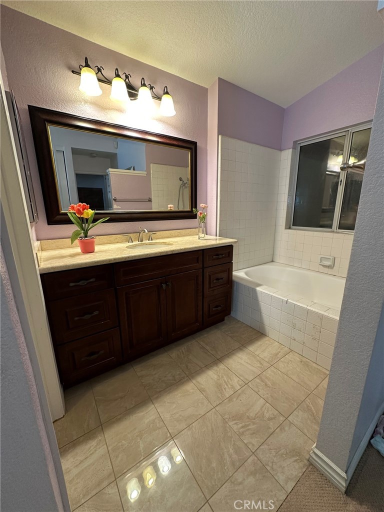 20811 E Cliffside Lane