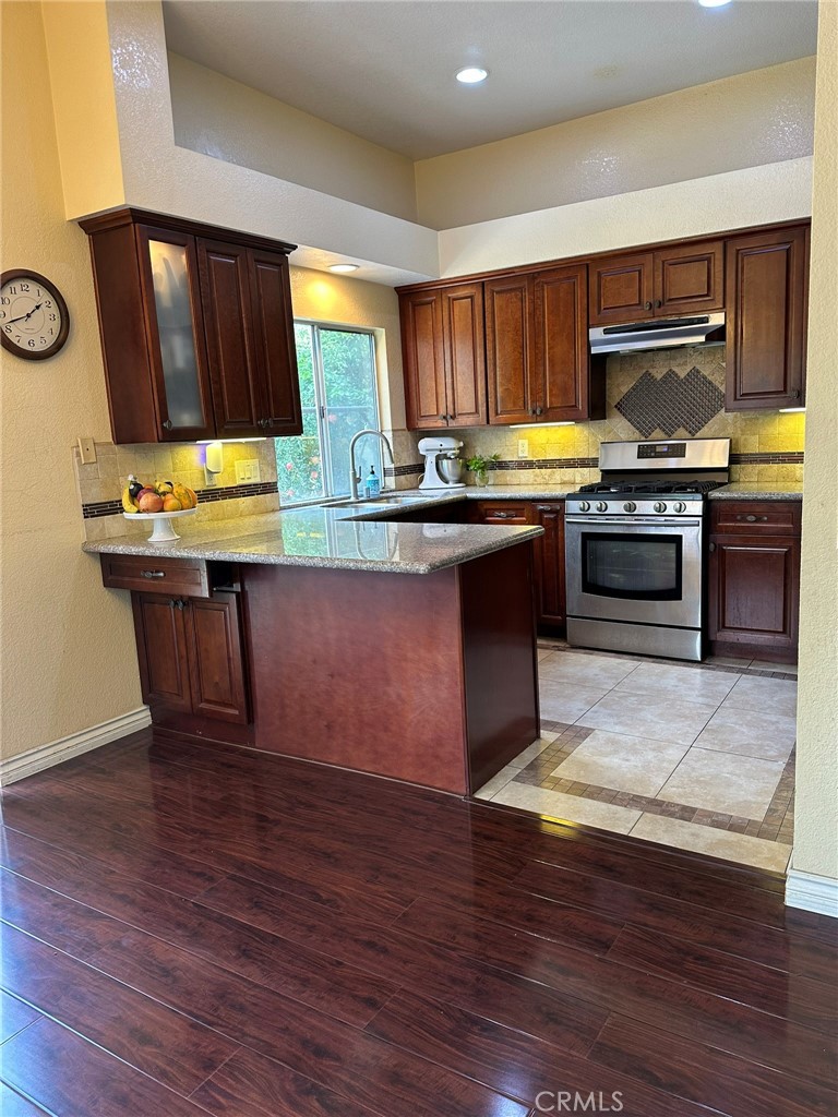 20811 E Cliffside Lane