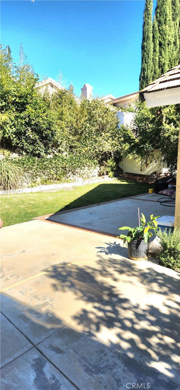 20811 E Cliffside Lane