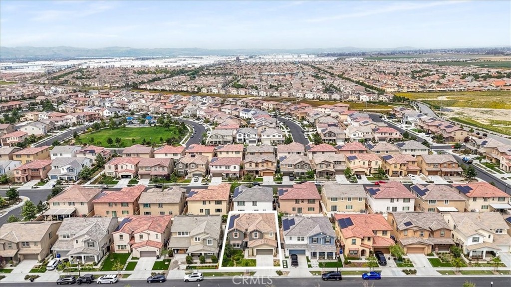 4852 S Jordan Avenue