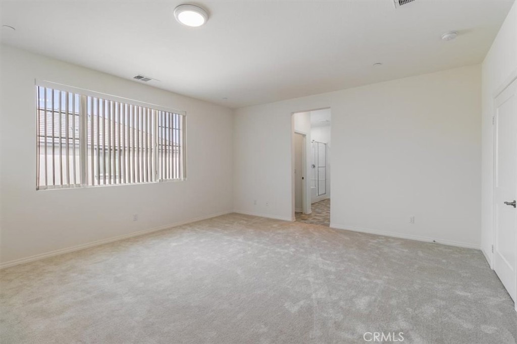 4852 S Jordan Avenue