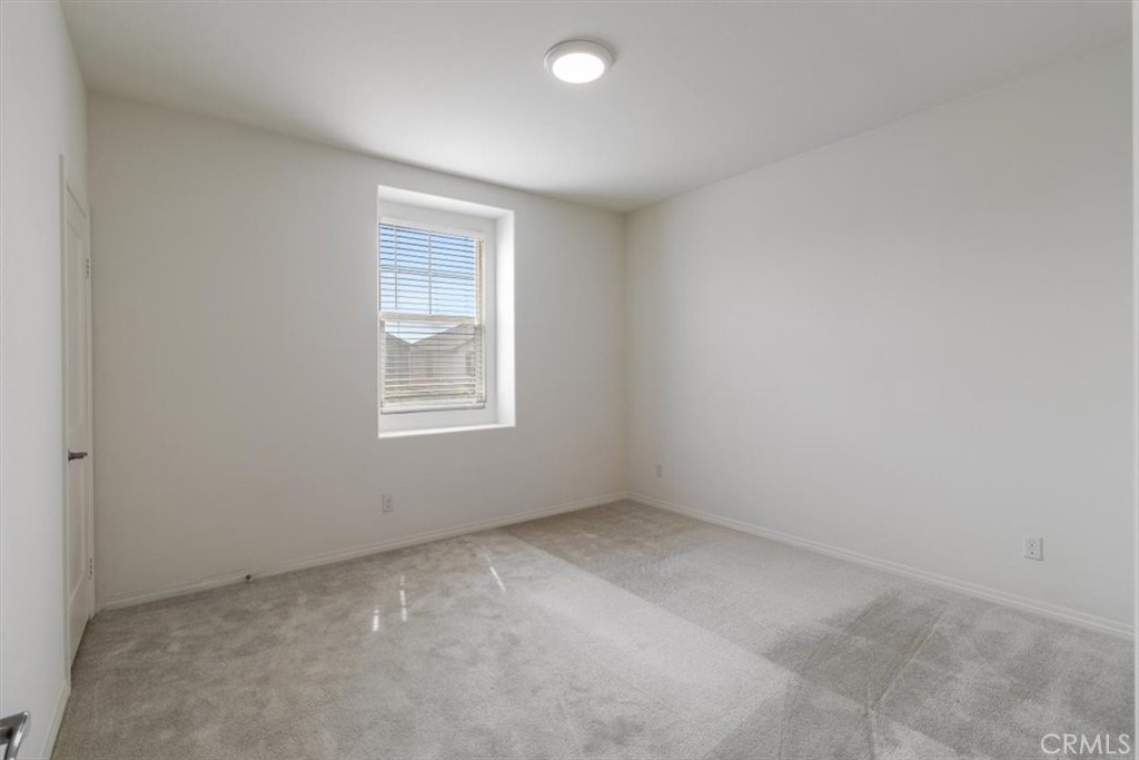 4852 S Jordan Avenue