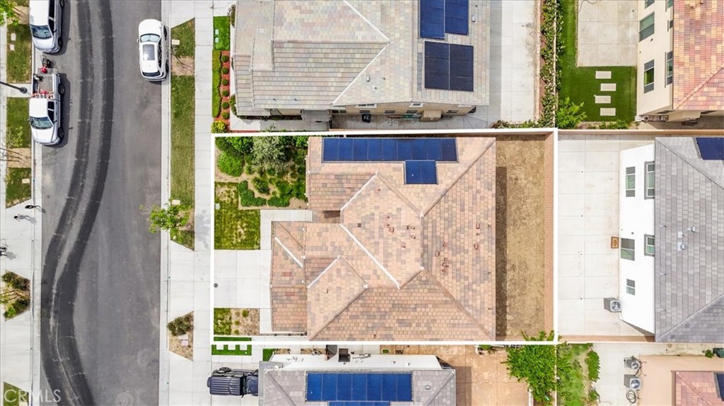 4852 S Jordan Avenue