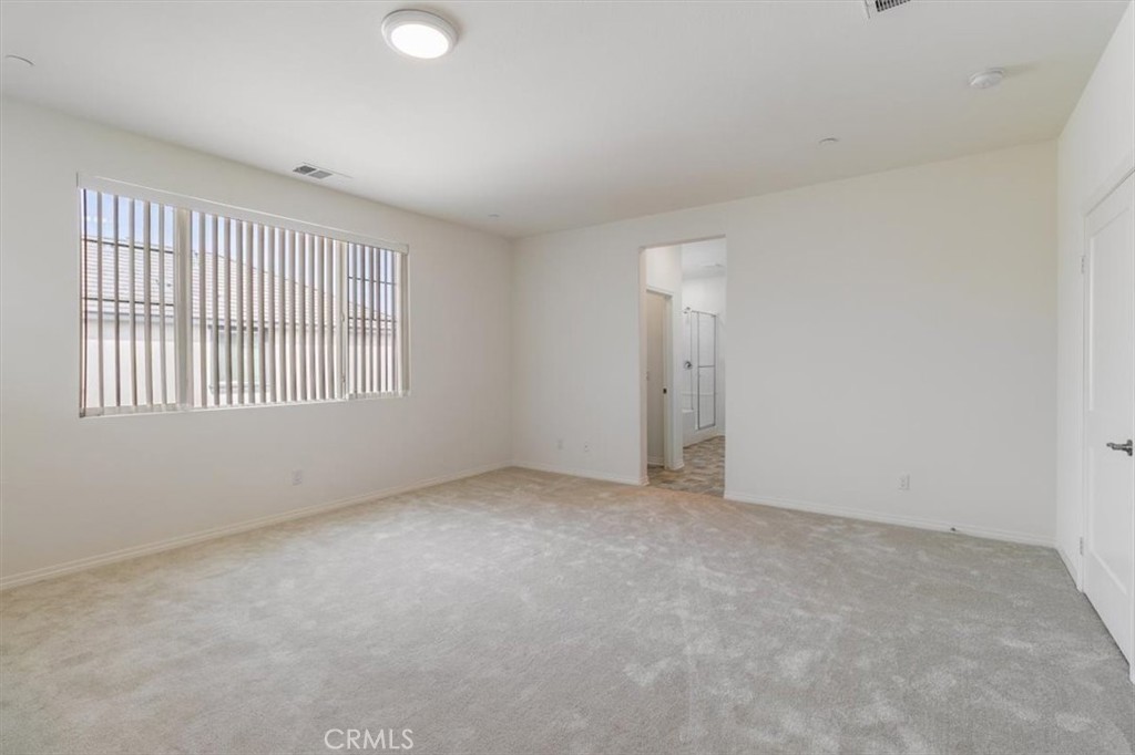 4852 S Jordan Avenue