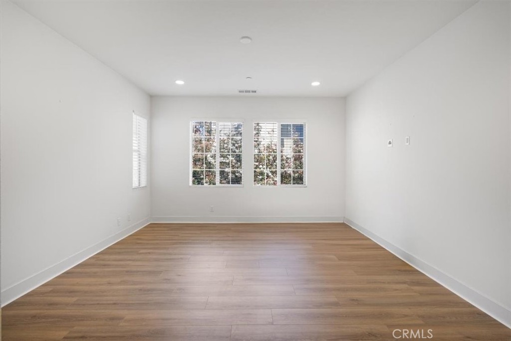 1901 Aliso Canyon Drive