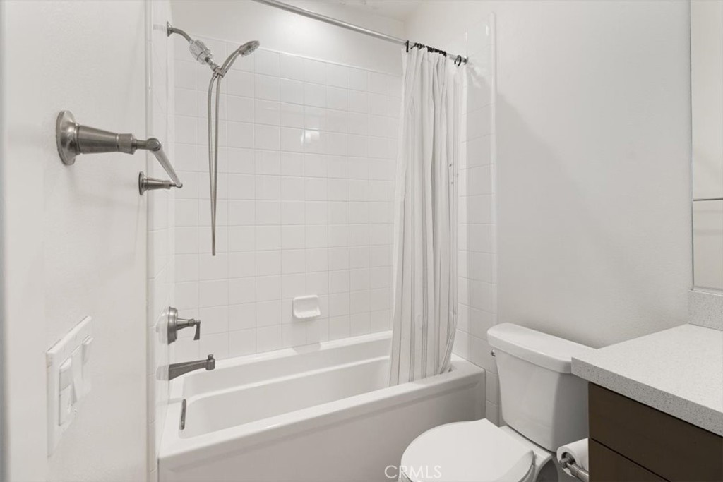 1901 Aliso Canyon Drive