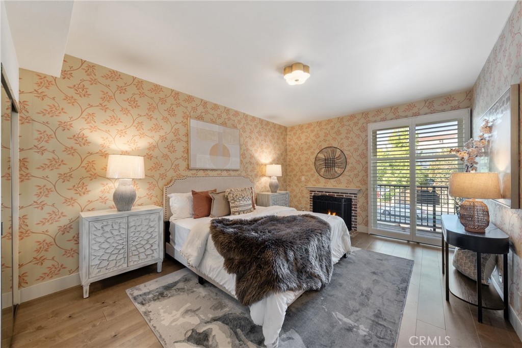 330 Cordova Street 301