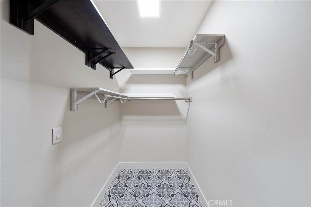 330 Cordova Street 301