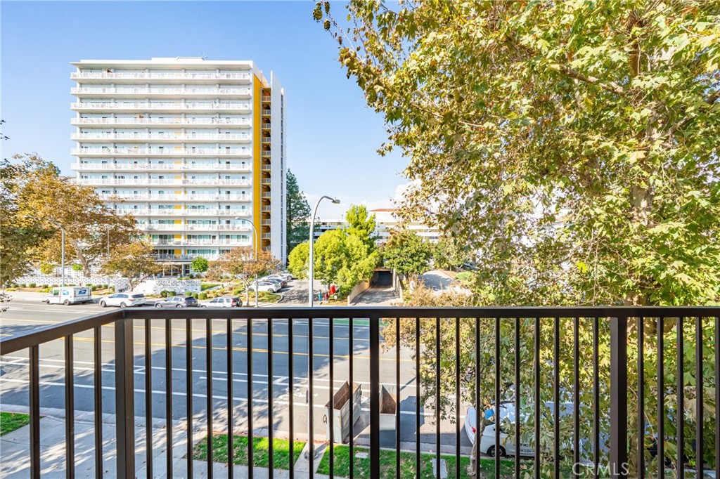330 Cordova Street 301