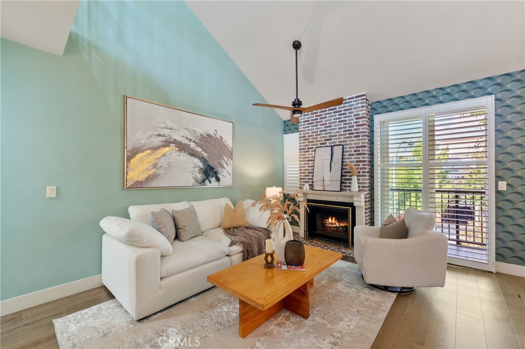 330 Cordova Street 301