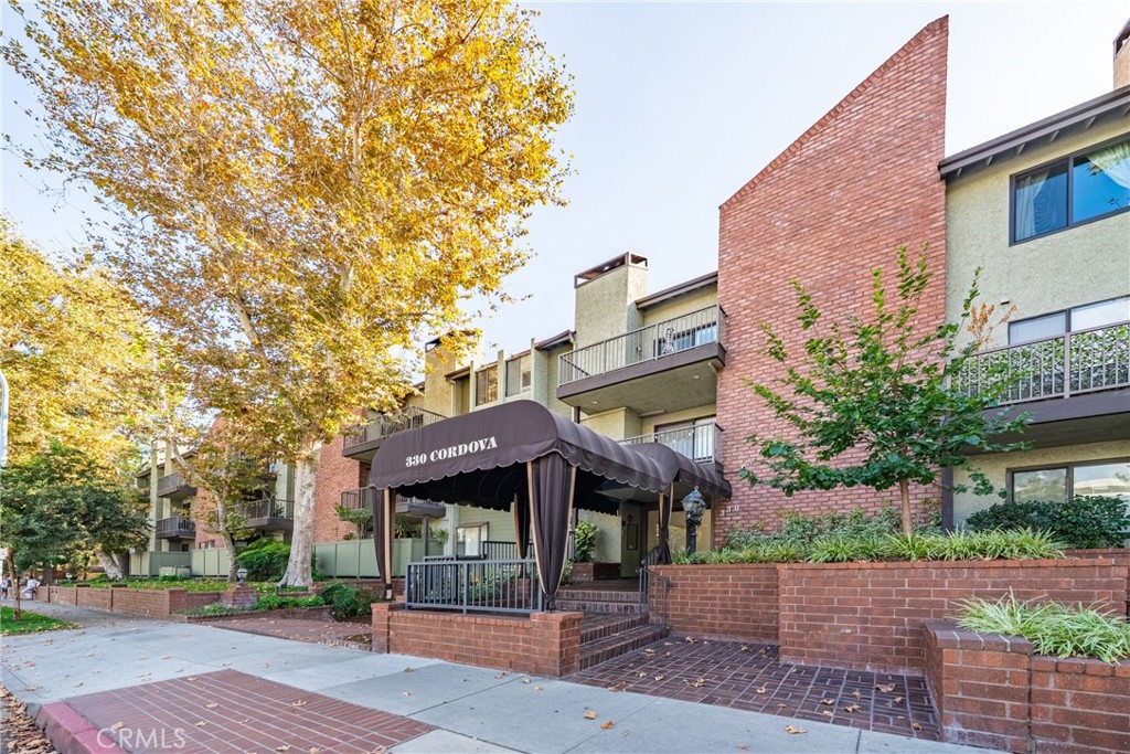 330 Cordova Street 301