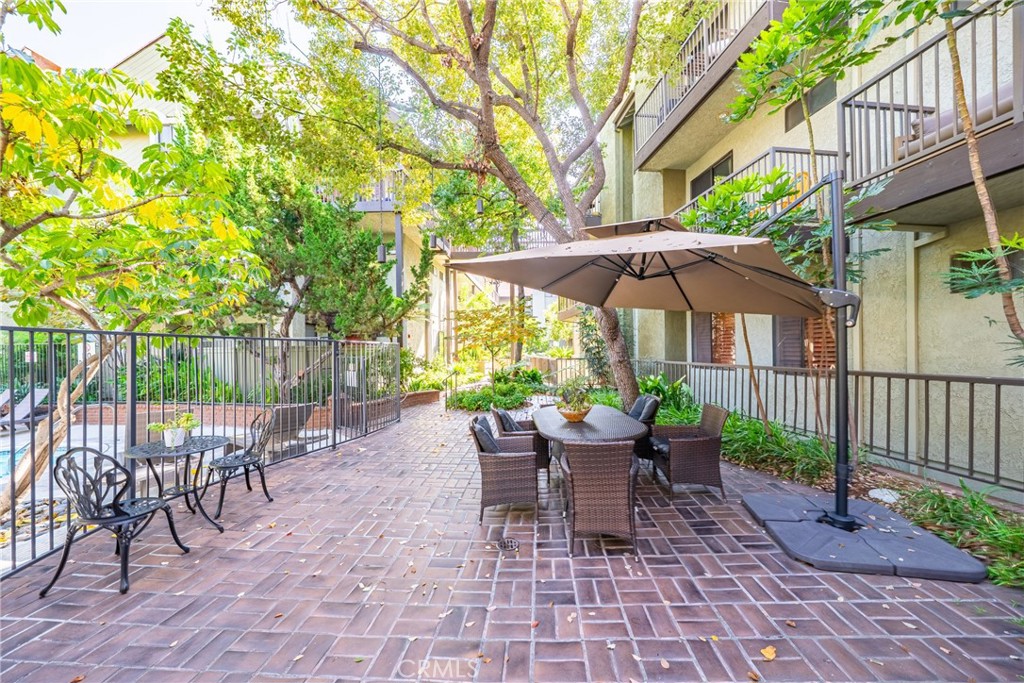 330 Cordova Street 301