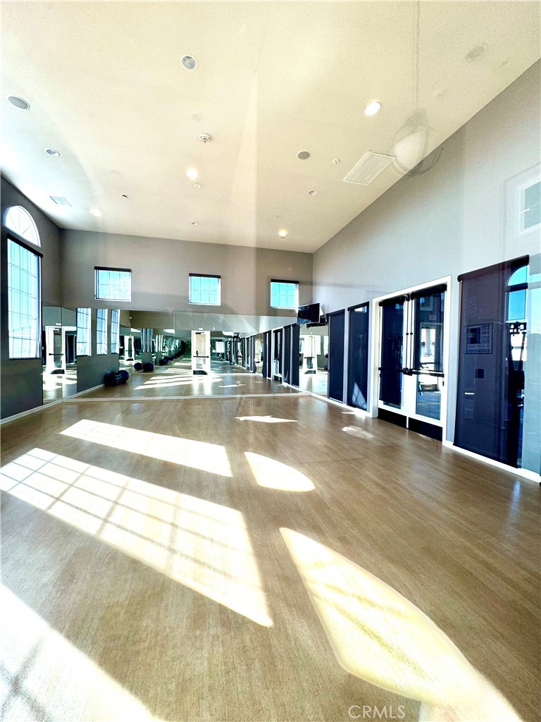 5962 Silveira Street