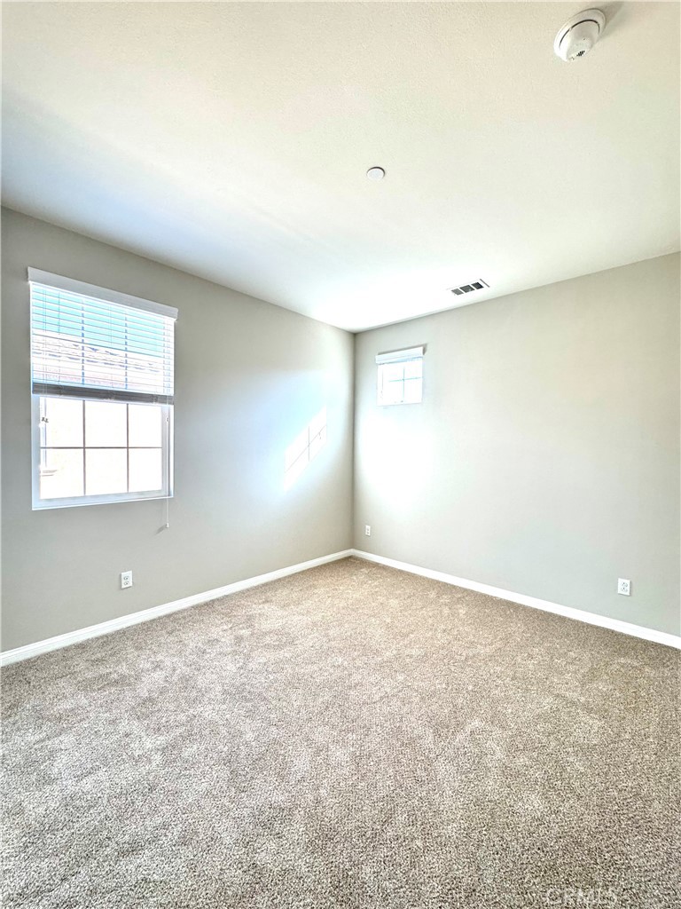 5962 Silveira Street