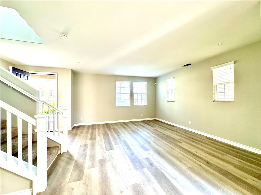 5962 Silveira Street