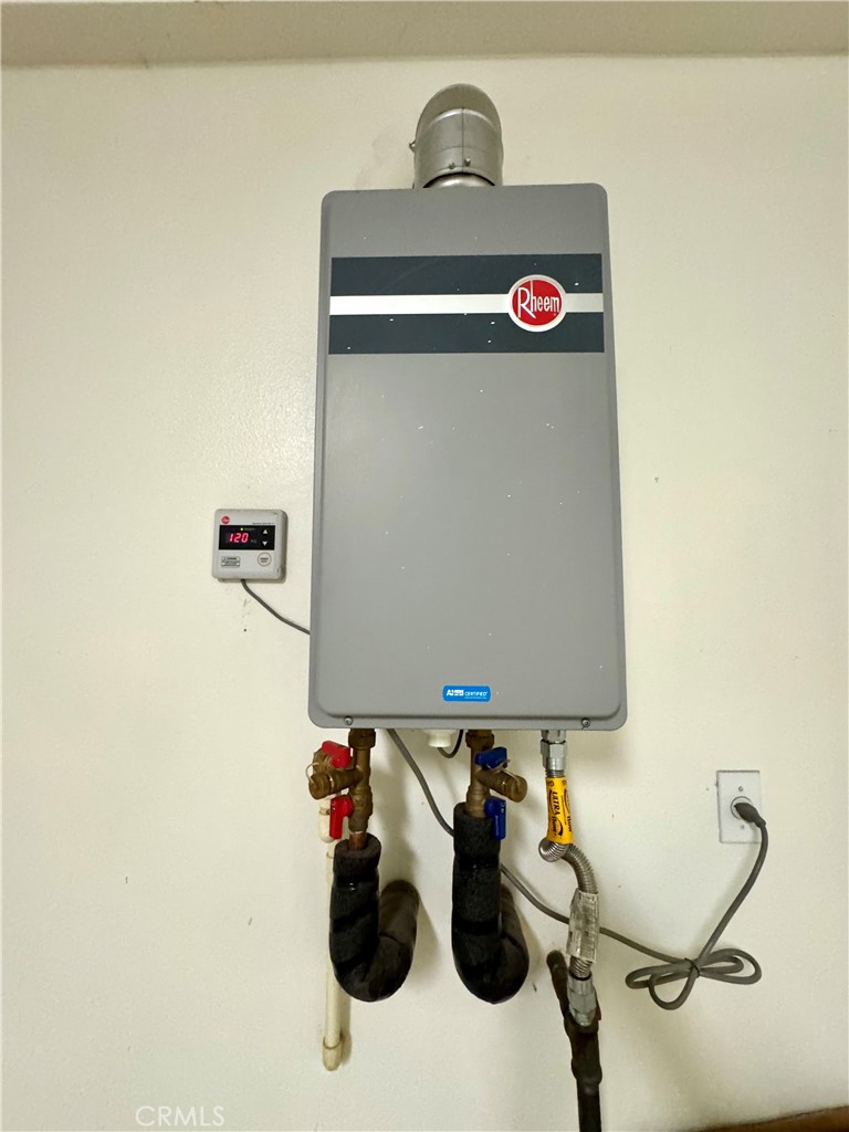 5962 Silveira Street