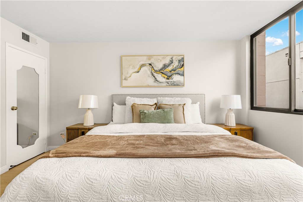 421 S La Fayette Park Place 624