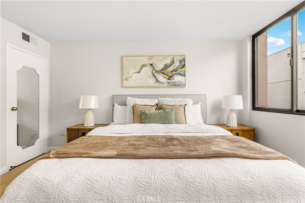 421 S La Fayette Park Place 624