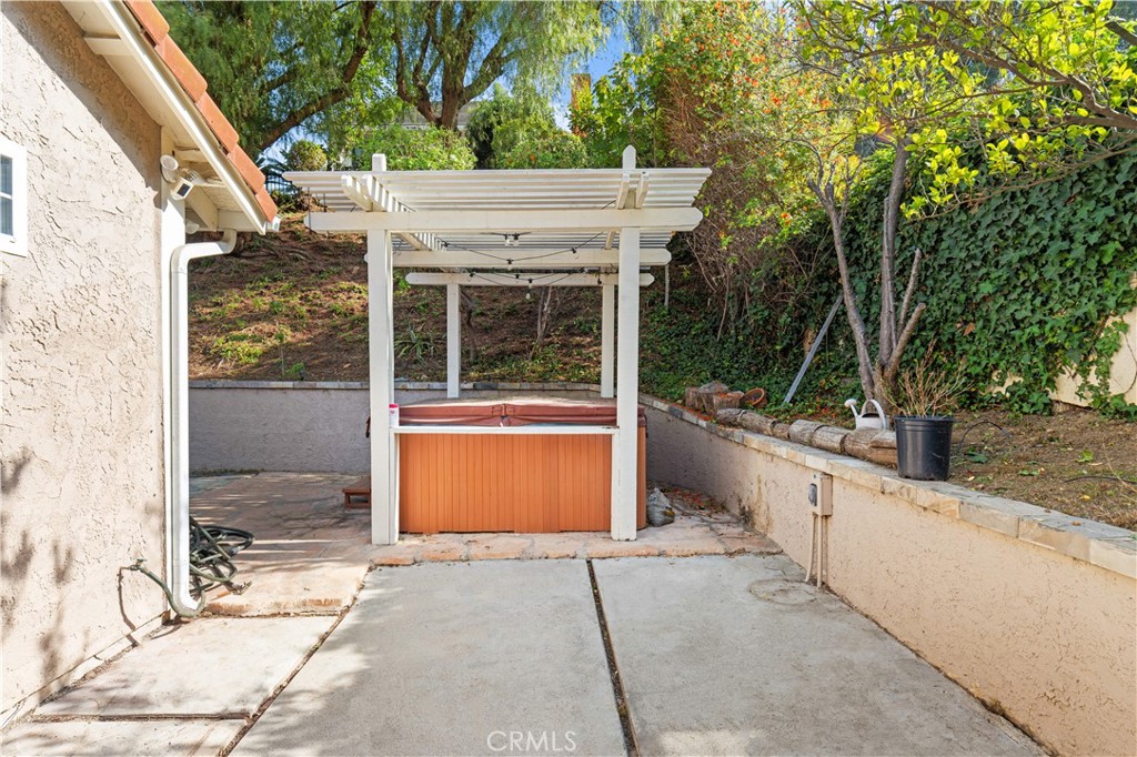 1364 Calle Caballero