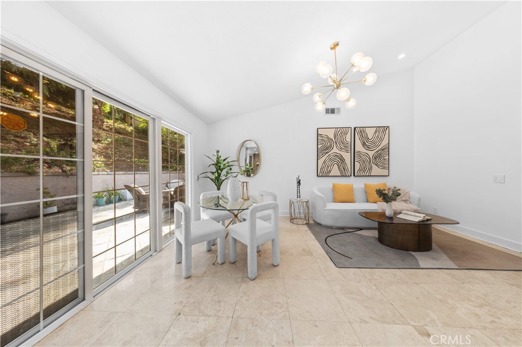 1364 Calle Caballero