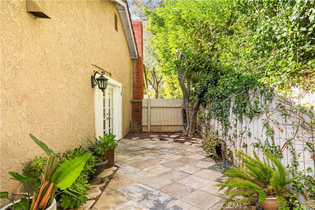 1364 Calle Caballero