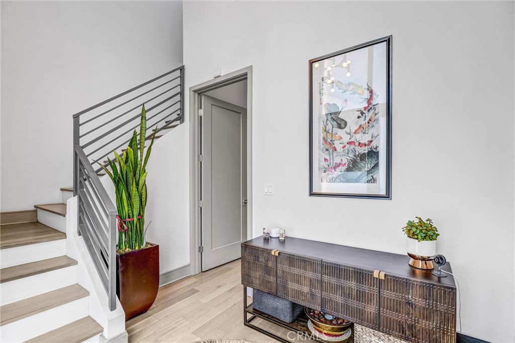 820 Mission Street 100