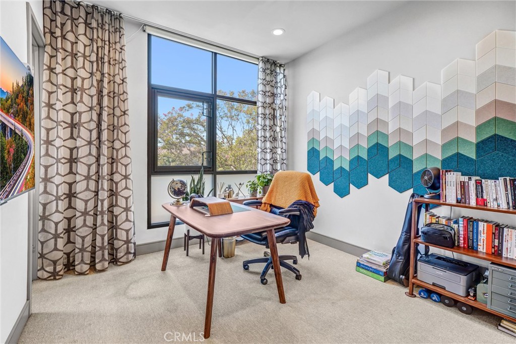 820 Mission Street 100