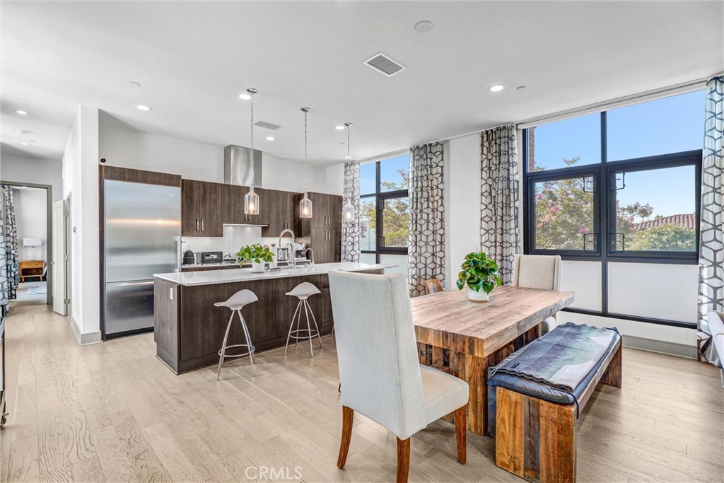 820 Mission Street 100